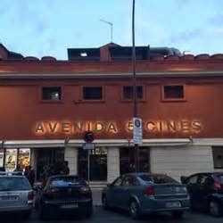 Avenida 5 Cines interior