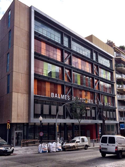 Balmes Multicines exterior