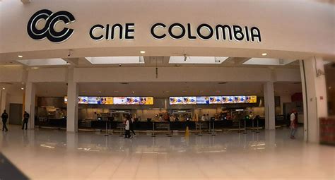 Cine Colombia La Estacion exterior