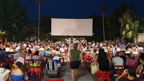 Cine Terraza Charly interior