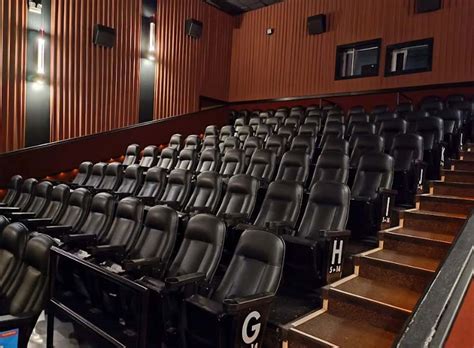 Cinemark Alto Las Condes interior