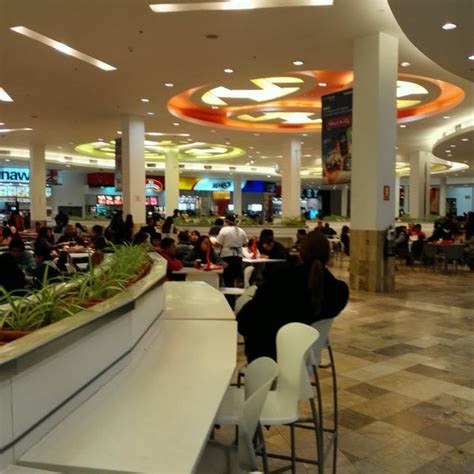 Cinemark Aventura Plaza Arequipa interior