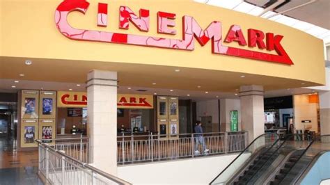 Cinemark Mall Del Sur interior