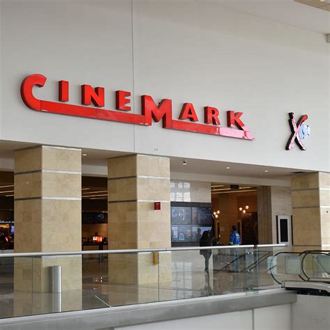 Cinemark Multiplaza sala