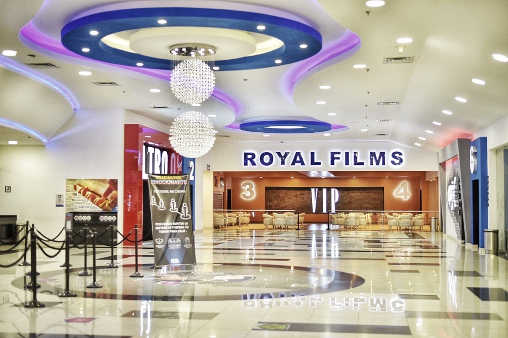 Royalfilms Multicine Bosque Plaza