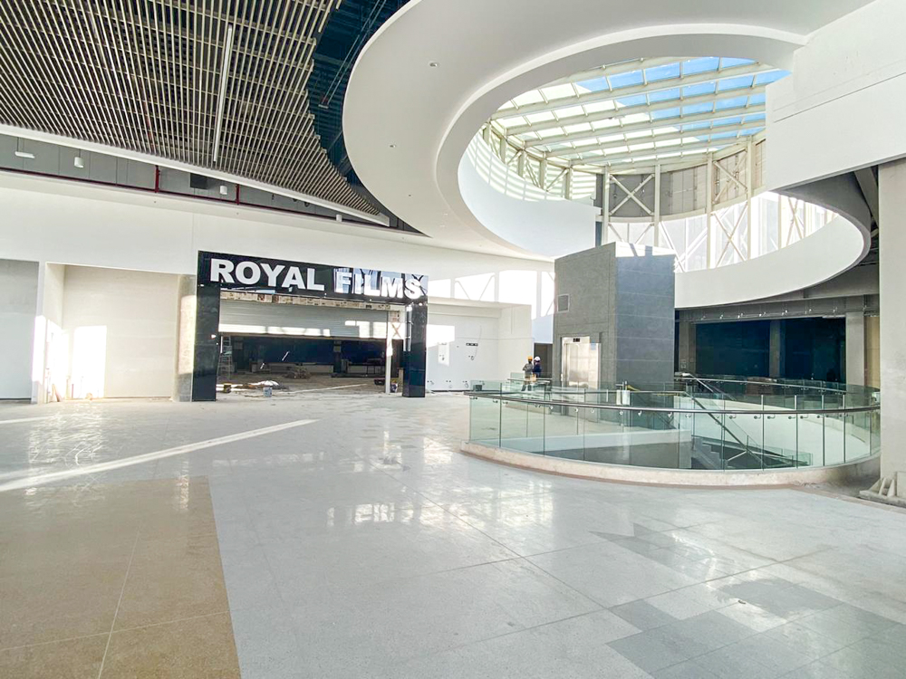 Royalfilms Multicine La 14