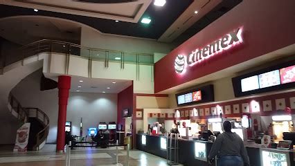 Cinemex Plaza Minarete Tijuana interior