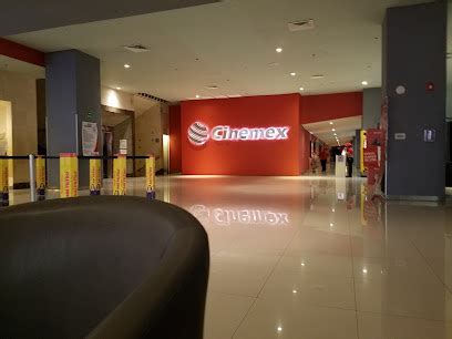 Cinemex Puerto Paraíso exterior