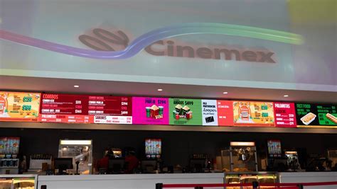 Cinemex Triángulo Puebla interior