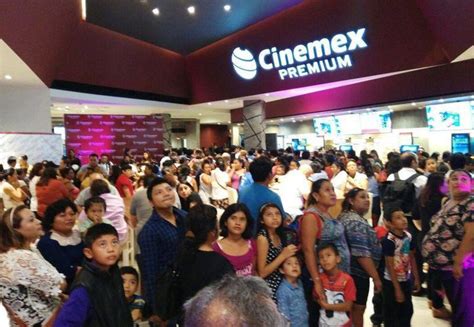 Cinemex Uptown Mérida sala