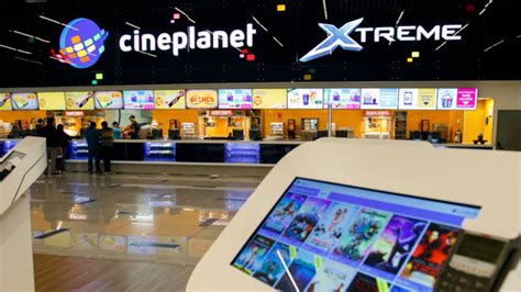 Cineplanet Florida interior