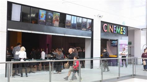 Cines Axion Reus interior