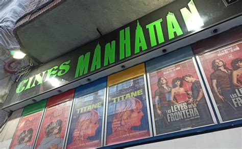 Cines Manhattan exterior