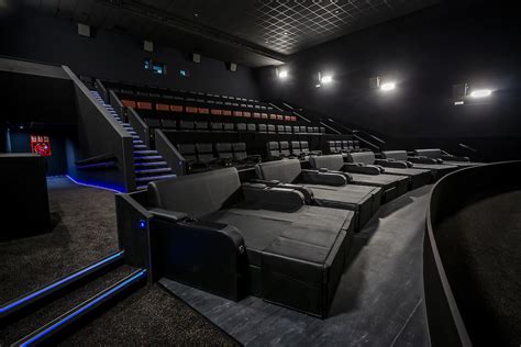 Cinesa Mataró Parc 3d interior