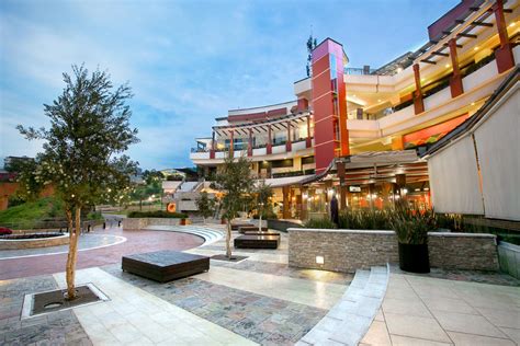 Cinépolis City Center Zona Esmeralda interior