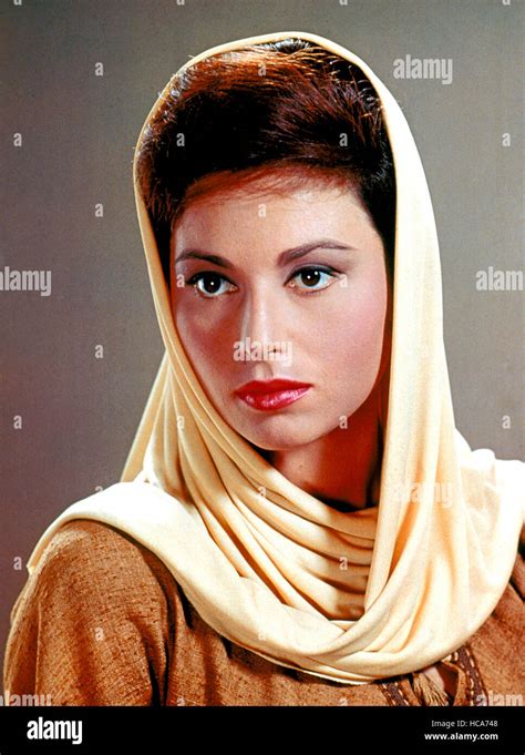 Haya Harareet