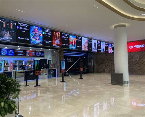 Multicines Avenida interior