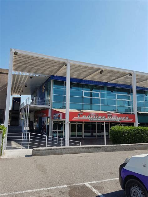 Multicines Eivissa interior