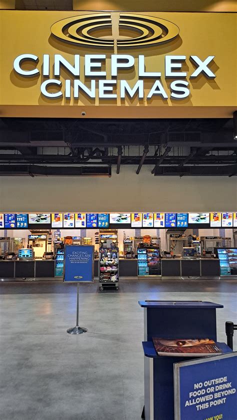 Río Cinemas Cineplex Tec interior
