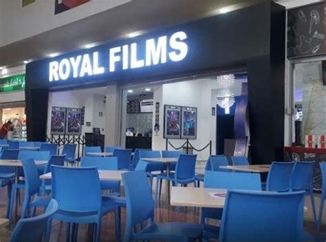 Royalfilms Multicine Poblado Plaza sala