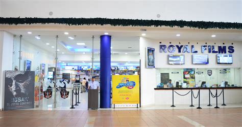 Royalfilms Multicine Unicentro Girardot interior