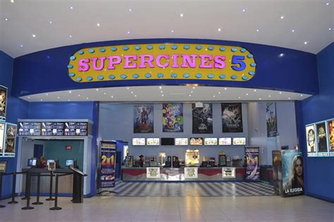 Supercines Babahoyo interior
