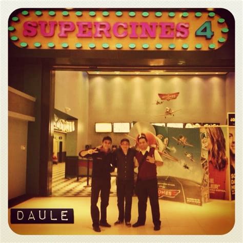 Supercines Daule interior