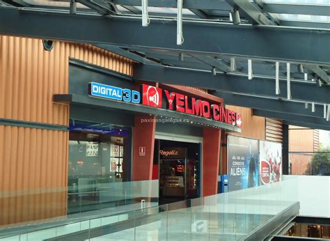 Yelmo Cines Espacio Coruña exterior